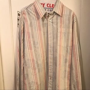 ☎️Unique button down shirt☎️